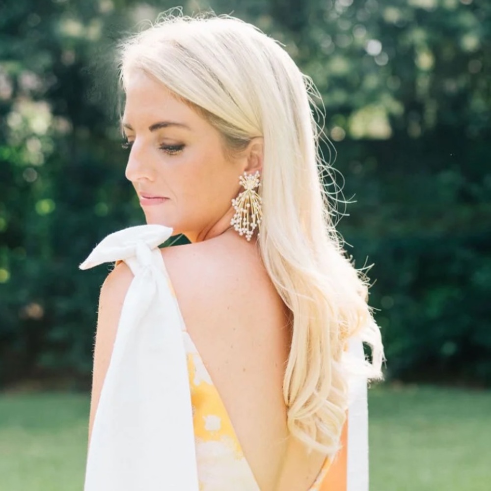 NWOT Nicola Bathie Baby’s Breath earrings